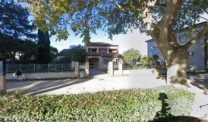 Besset Josiane à Uzes
