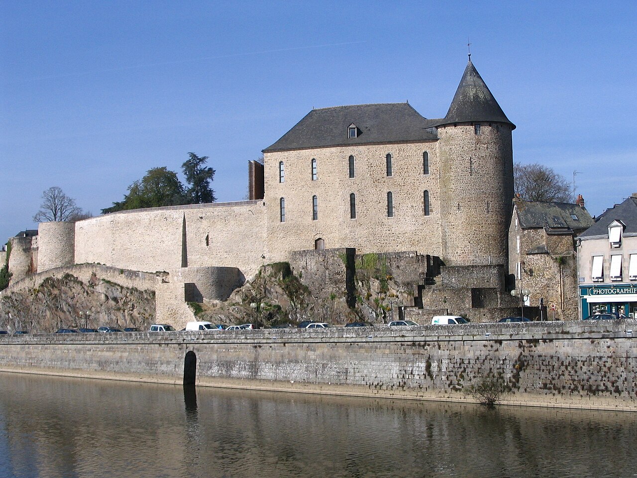 Vue de Mayenne
