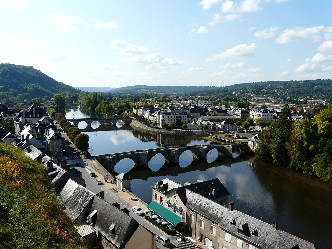 Vue de Terrasson-Lavilledieu